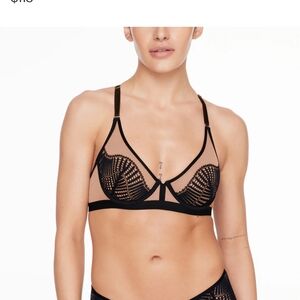 SOLD ThirdLove Purple and Black Wireless Bra with Geometric Design